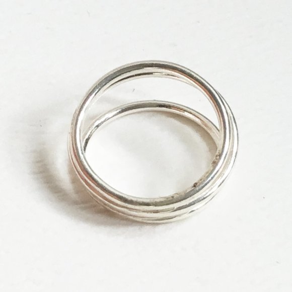 925 Sterling Silver Triple Band Minimalist Ring Size 5.75 - Picture 2 of 7